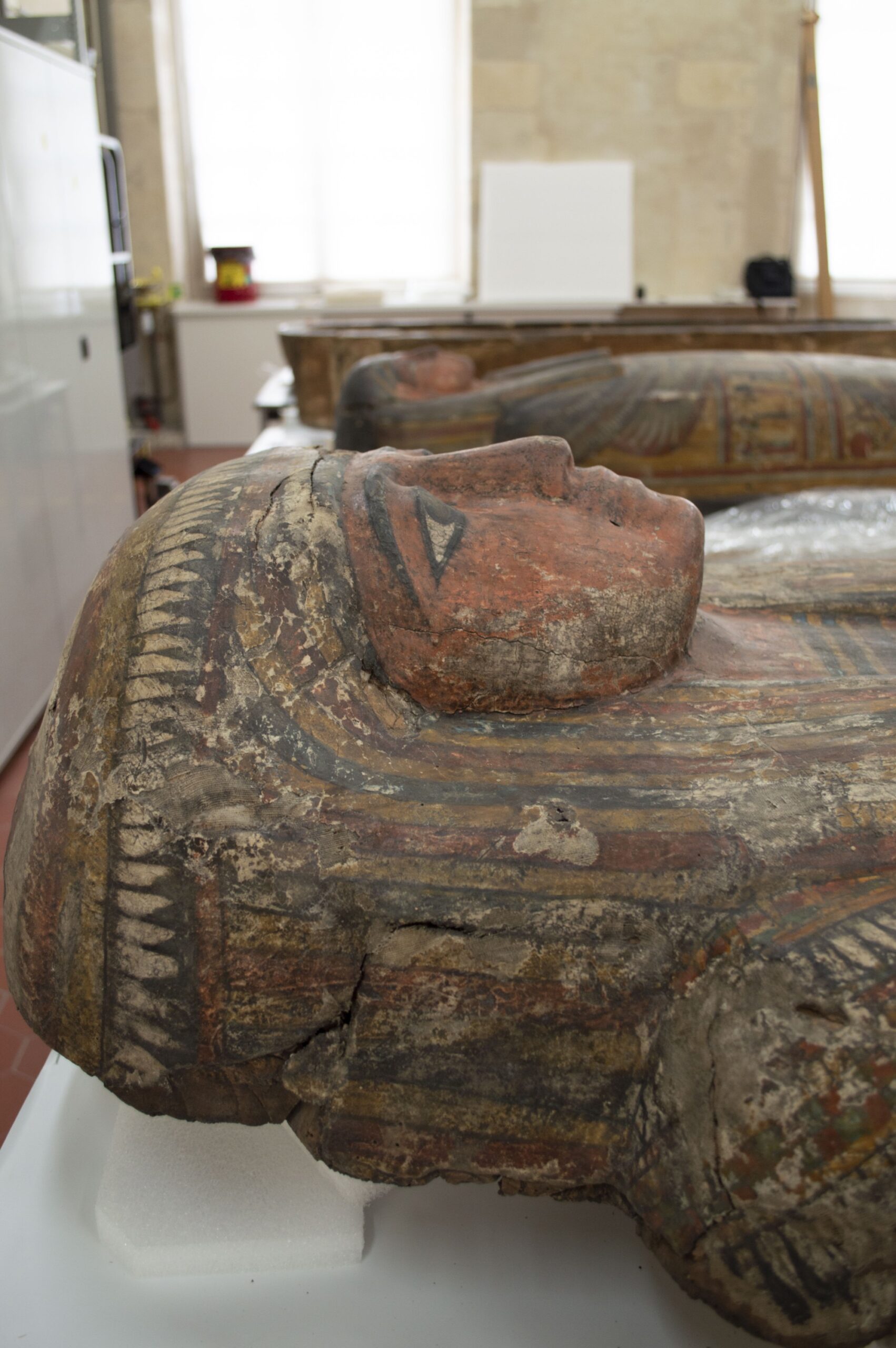 L'un des deux sarcophages de Setjaimengaou. © C2RMF Vanessa Fournier