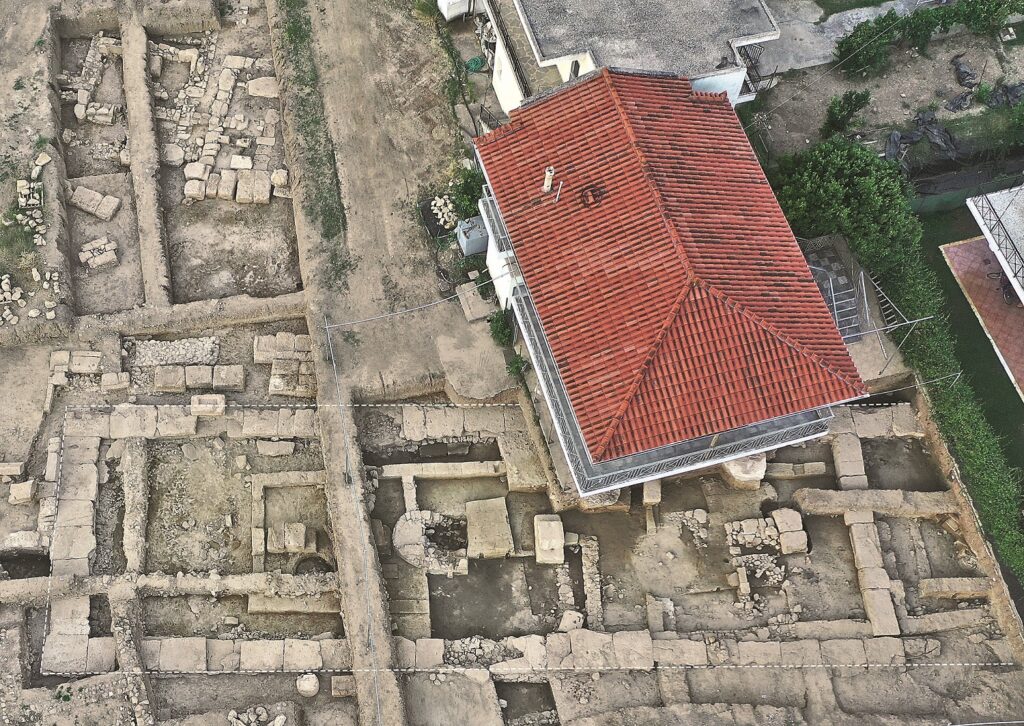 Le temple d’Artémis en cours de dégagement. © ESAG, 2022
