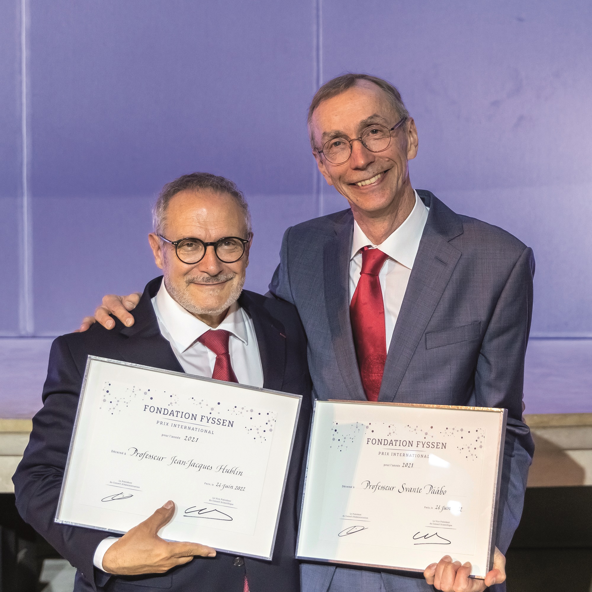 Jean-Jacques Hublin et Svante Pääbo lors de la remise du Prix International de la Fondation Fyssen en 2021. © Fondation Fyssen