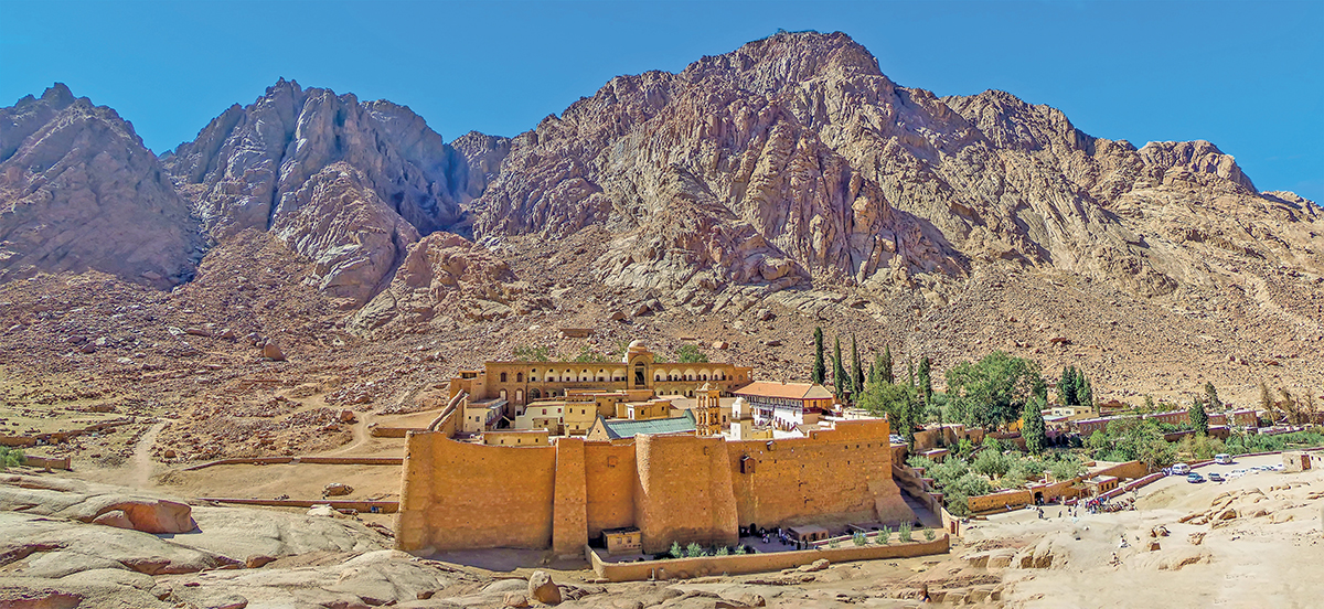 Le monastère Sainte-Catherine du Sinaï (Égypte). © Adobe Stock / Bildlove