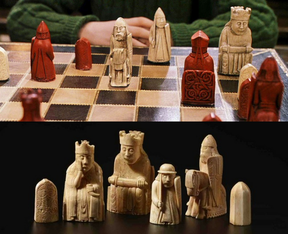 Le jeu d’échecs du film VS le jeu d’échecs de Lewis. © Harry Potter Fandom