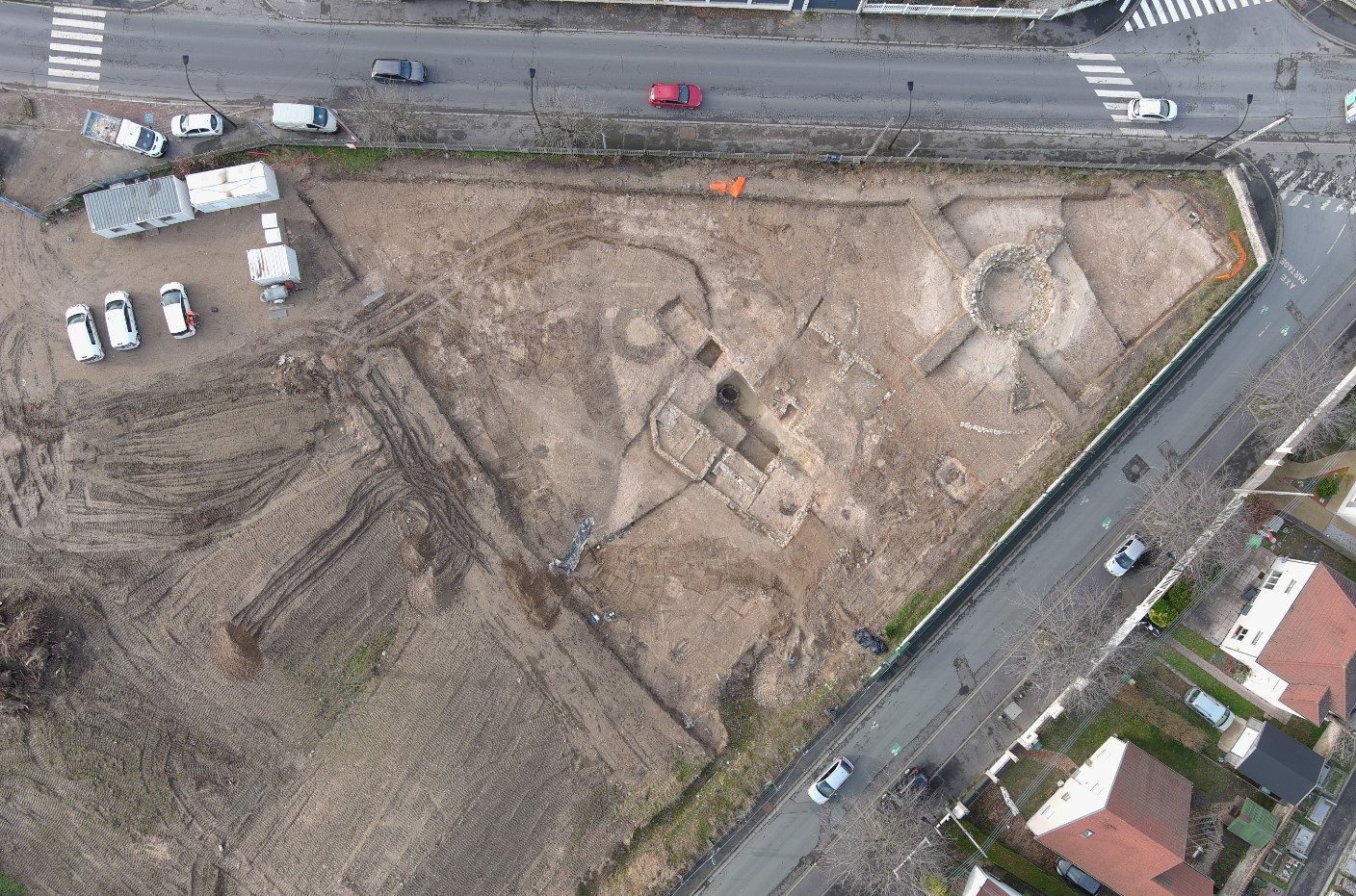 Vue du chantier de fouilles depuis un drône le 24 janvier 2024. © Pascal Raymond, Inrap