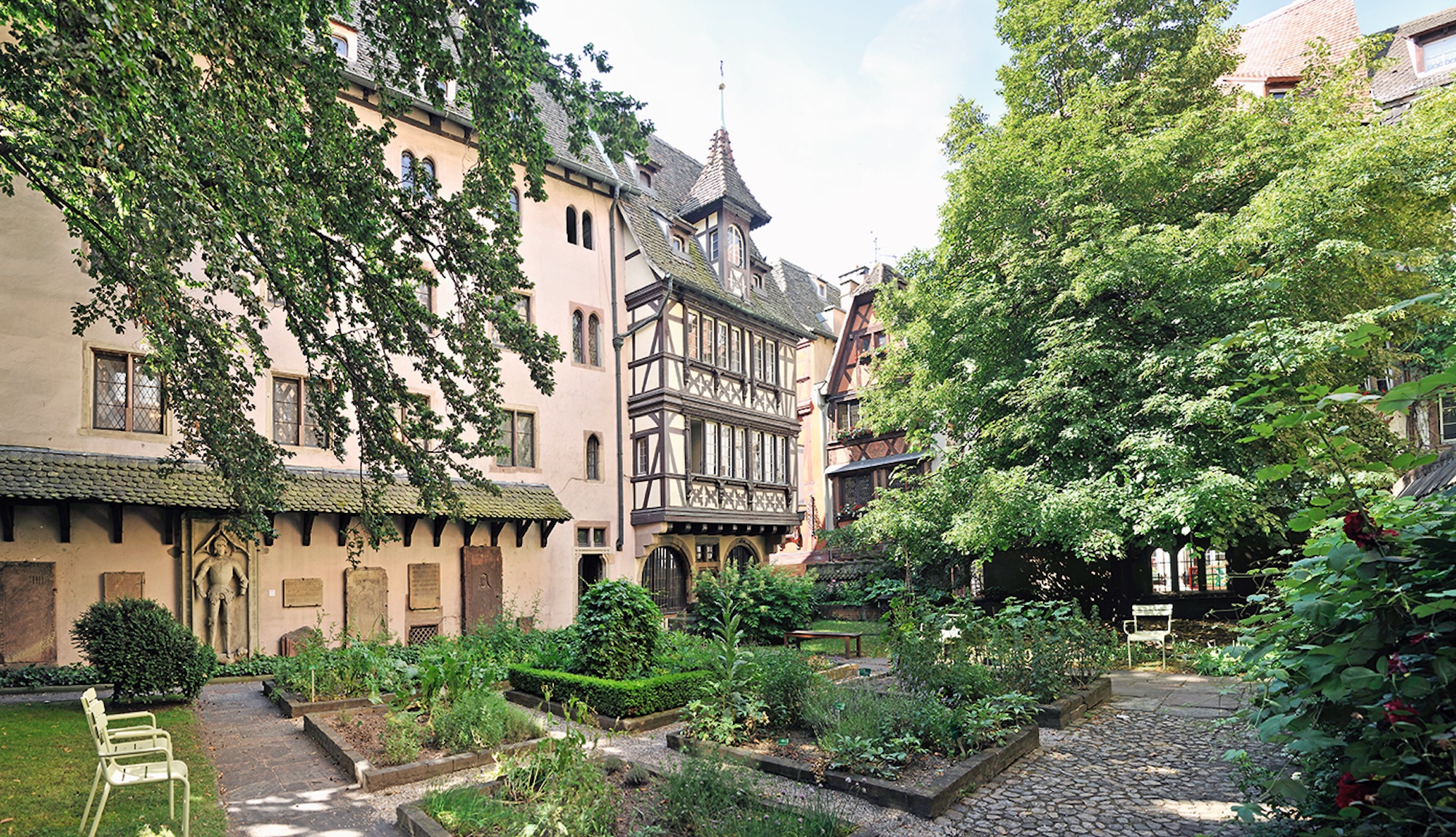 La Frauenhaus ou Maison de l’Œuvre Notre-Dame est le siège historique de la fabrique de la cathédrale de Strasbourg, chargée de construire, puis d’entretenir et de restaurer l’édifice. © Musées de la Ville de Strasbourg / M. Bertola