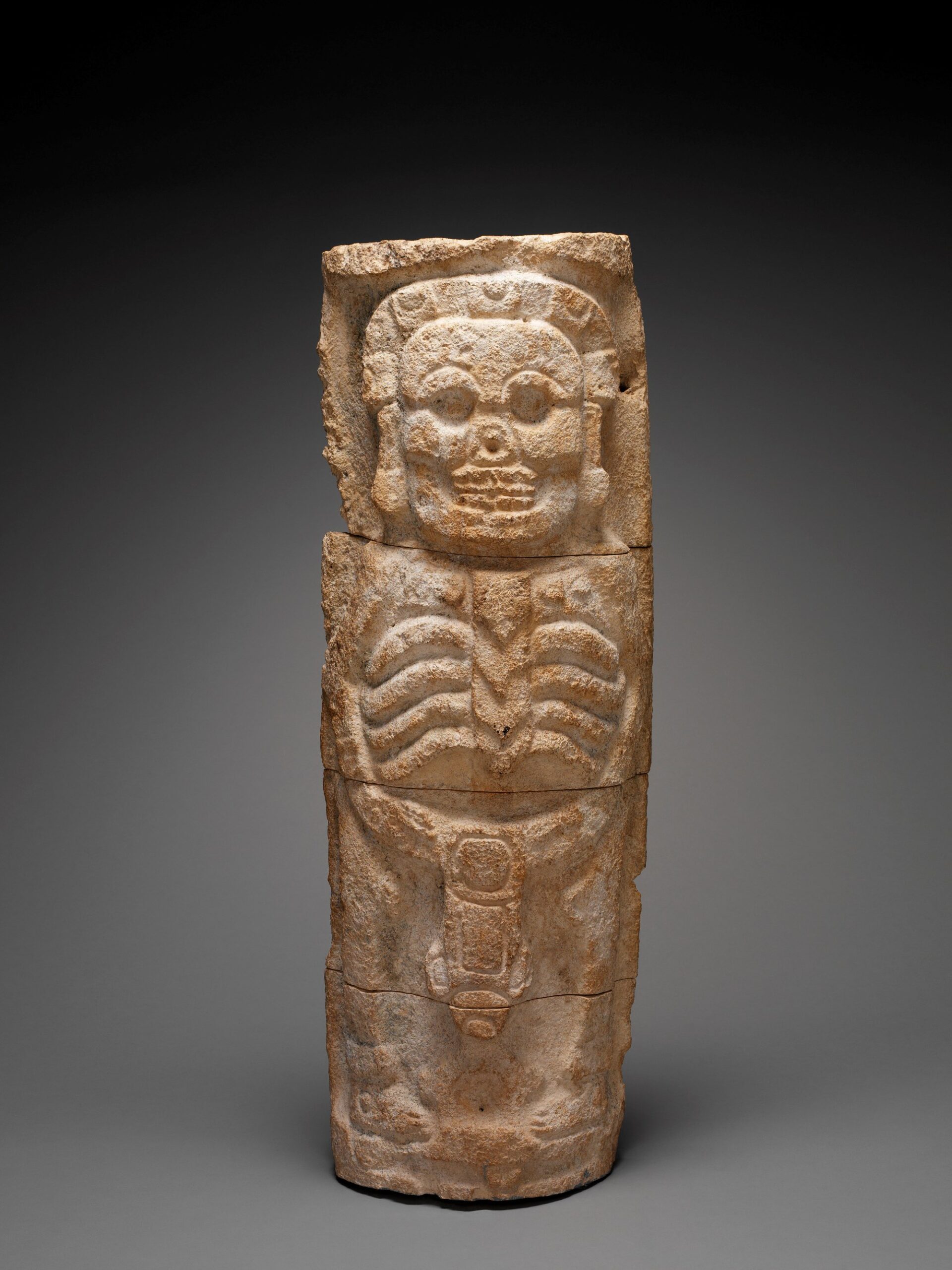 Sculpture représentant Ah-Puch, dieu de la mort, Mexique, 800-1000. © Musée du quai Branly - Jacques Chirac, Dist. RMN-Grand Palais, Patrick Gries, Bruno Descoings, SP