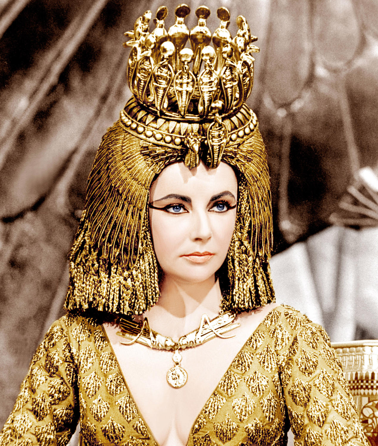 large-pre-retina__elizabeth-taylor-cleopatra.JPG