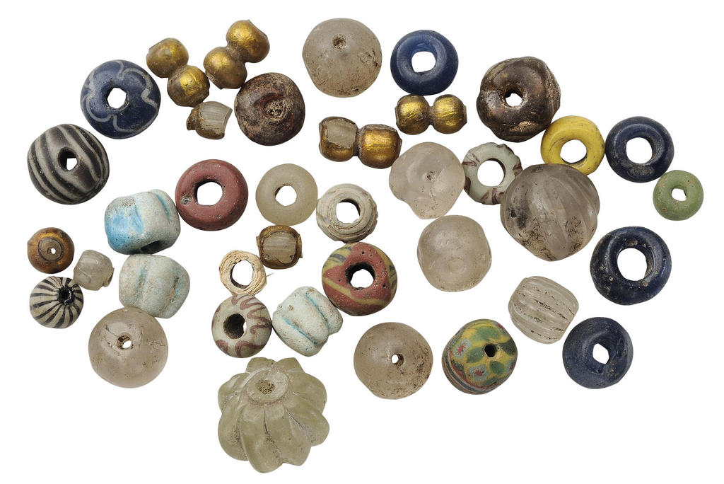 preview__perles-decouvertes-birka-viking-stockholm-musee-histoire.jpg