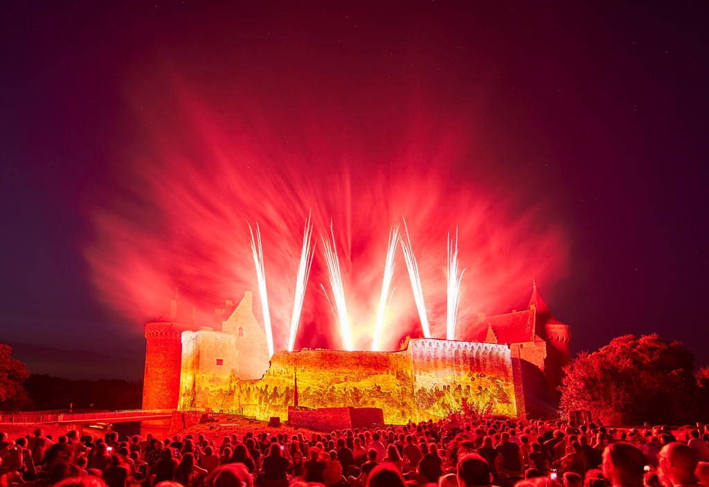preview__chateau-suscinio-morbihan-spectacle-ete-2025-arthur-roi-bretagne.jpg