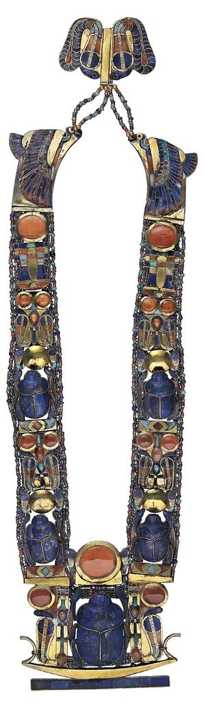 preview__collier-pectoral-contrepoids-toutankhamon-or-argent-cornaline-caire-grand-musee-egyptien.jpg