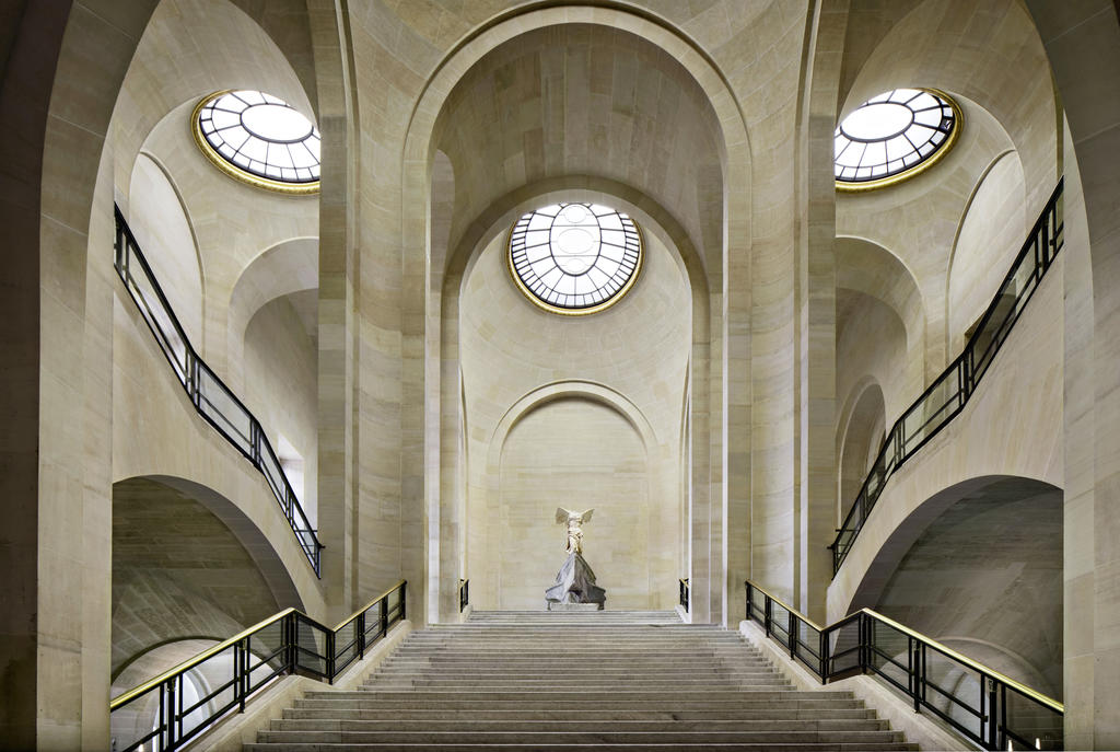 preview__escalier-daru-paris-musee-louvre.jpg