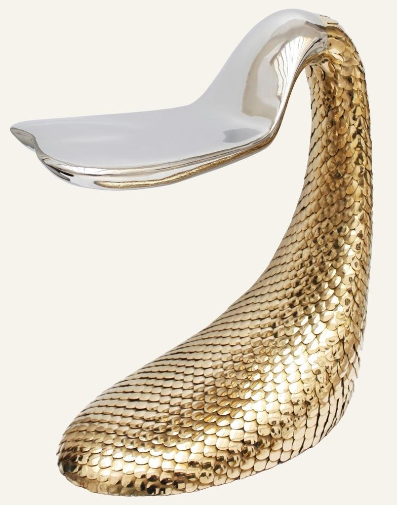 preview__guillaume-piechaud-tabouret-sirene-ecaille-2017-inox-laiton-exposition-mobilier-bijou-musee-mandet-riom.jpg