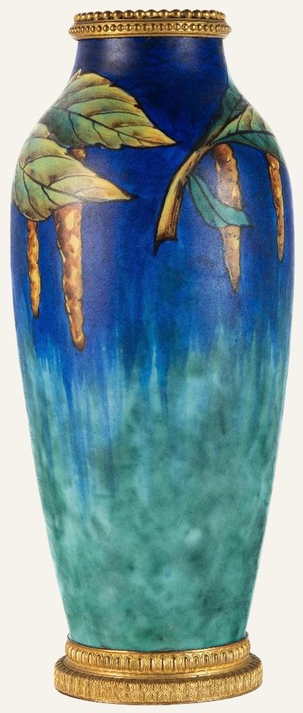 preview__louis-dage-grand-vase-longiforme-faience-polychrome-monture-bronze-exposition-absolument-ceramique-musee-departemental-faience-arts-table-samadet.jpg
