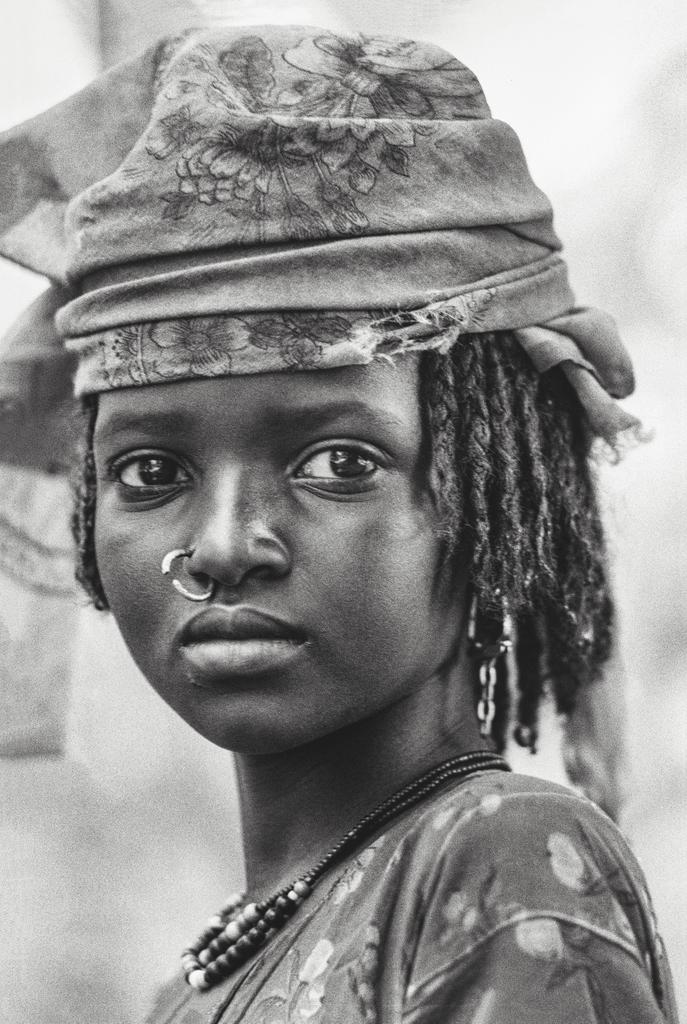 preview__marie-laure-decker-tibesti-tchad-1976-exposition-maison-europeenne-photographie-paris.jpg