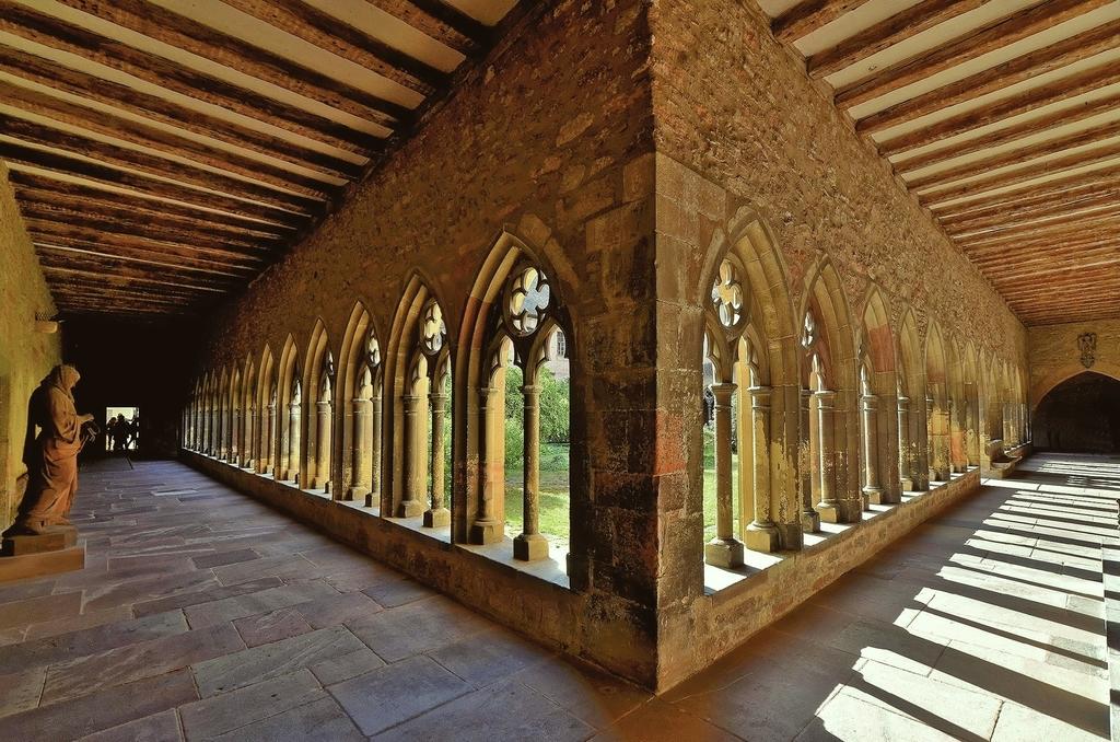 Vue du cloître du musée.