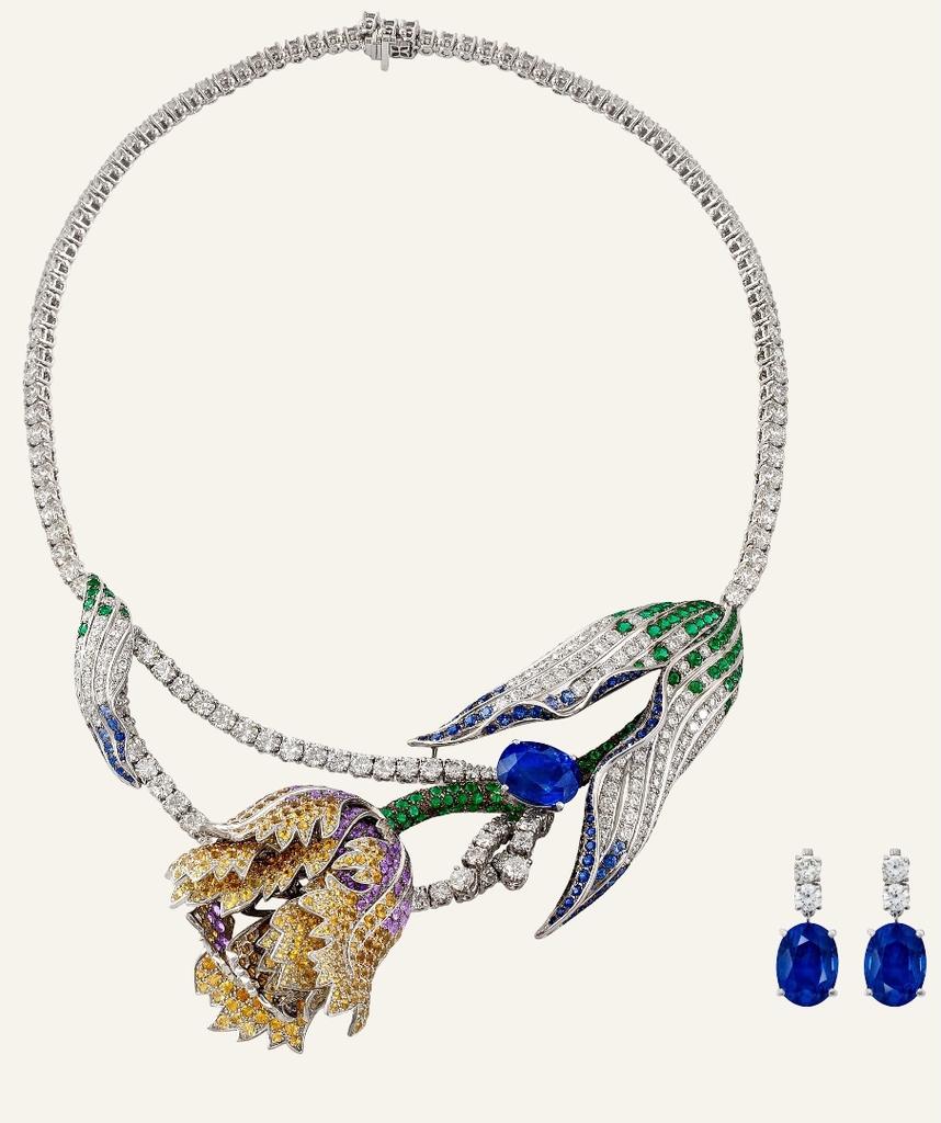 preview__boucheron-collier-pendants-oreilles-or-saphirs-couleurs-diamants-2009-vente-geneve-christies-14-mai-2025.jpg