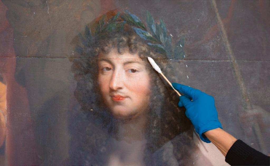 Louis XIV-Apollon en cours de restauration.