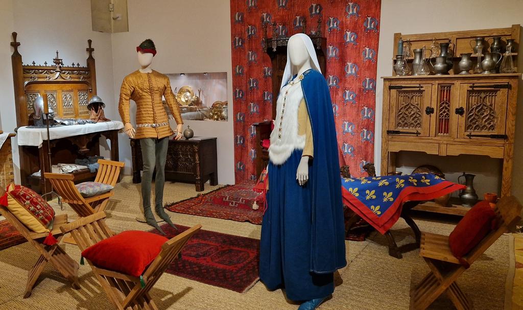 Une salle de l’exposition « Le retour du roi » au château d’Angers.