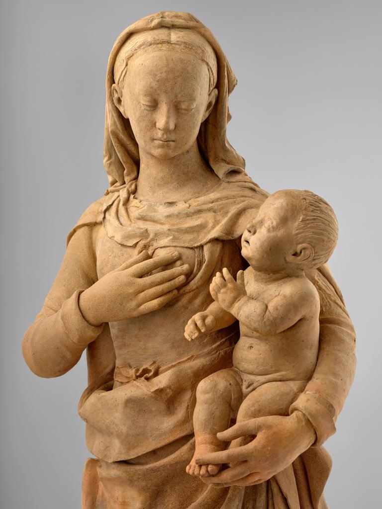 preview__michel-colombe-detail-vierge-a-lenfant-dite-vierge-de-la-carte-vers-1500-1510-terre-cuite-paris-musee-louvre-exposition-musee-beaux-arts-tours.jpg