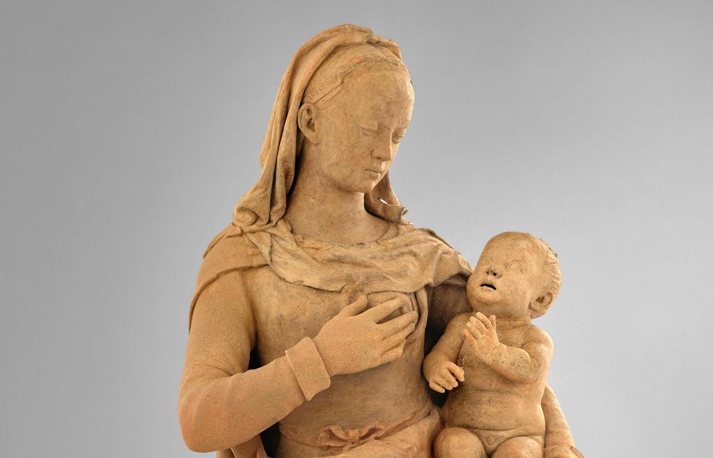Michel Colombe (vers 1430-1512), Vierge à l’Enfant, dite Vierge de La Carte (détail), vers 1500-1510. Terre cuite, 102 x 41 x 26 cm. Paris, musée du Louvre.