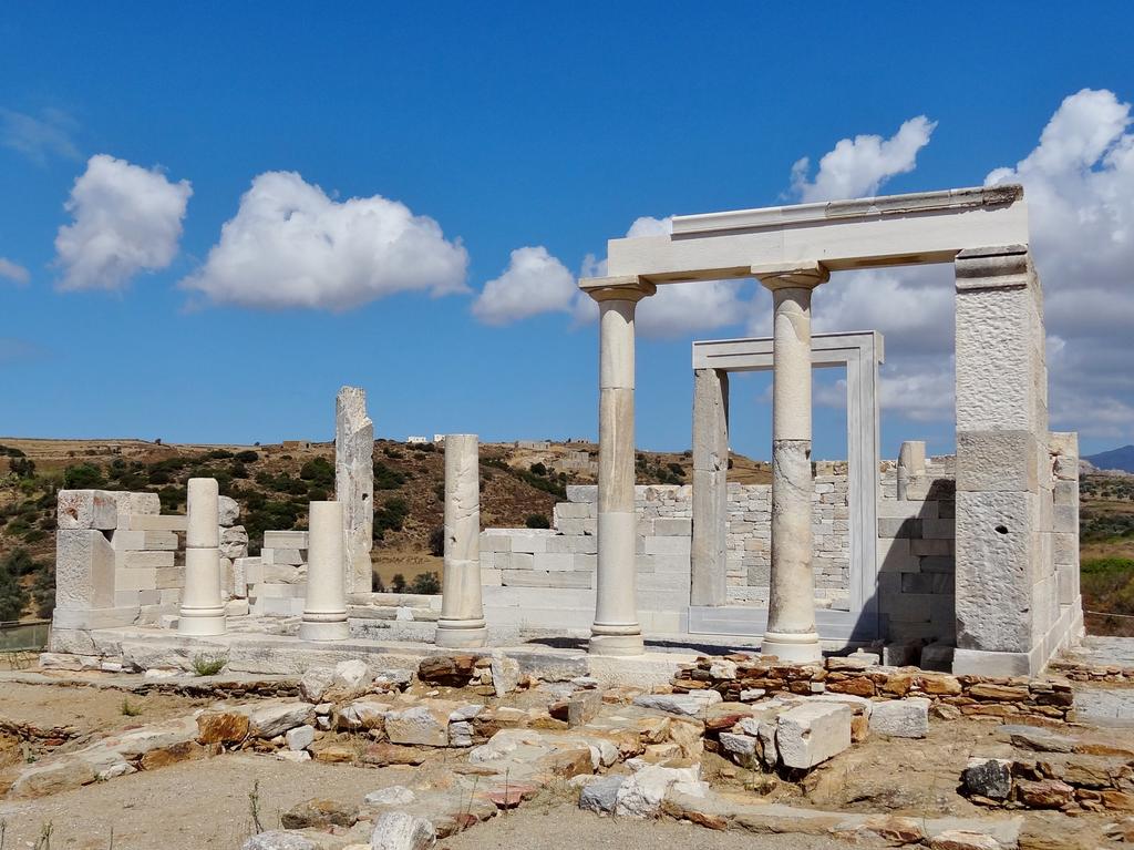 Le temple de Déméter à Sangri, réalisé en marbre de Naxos.